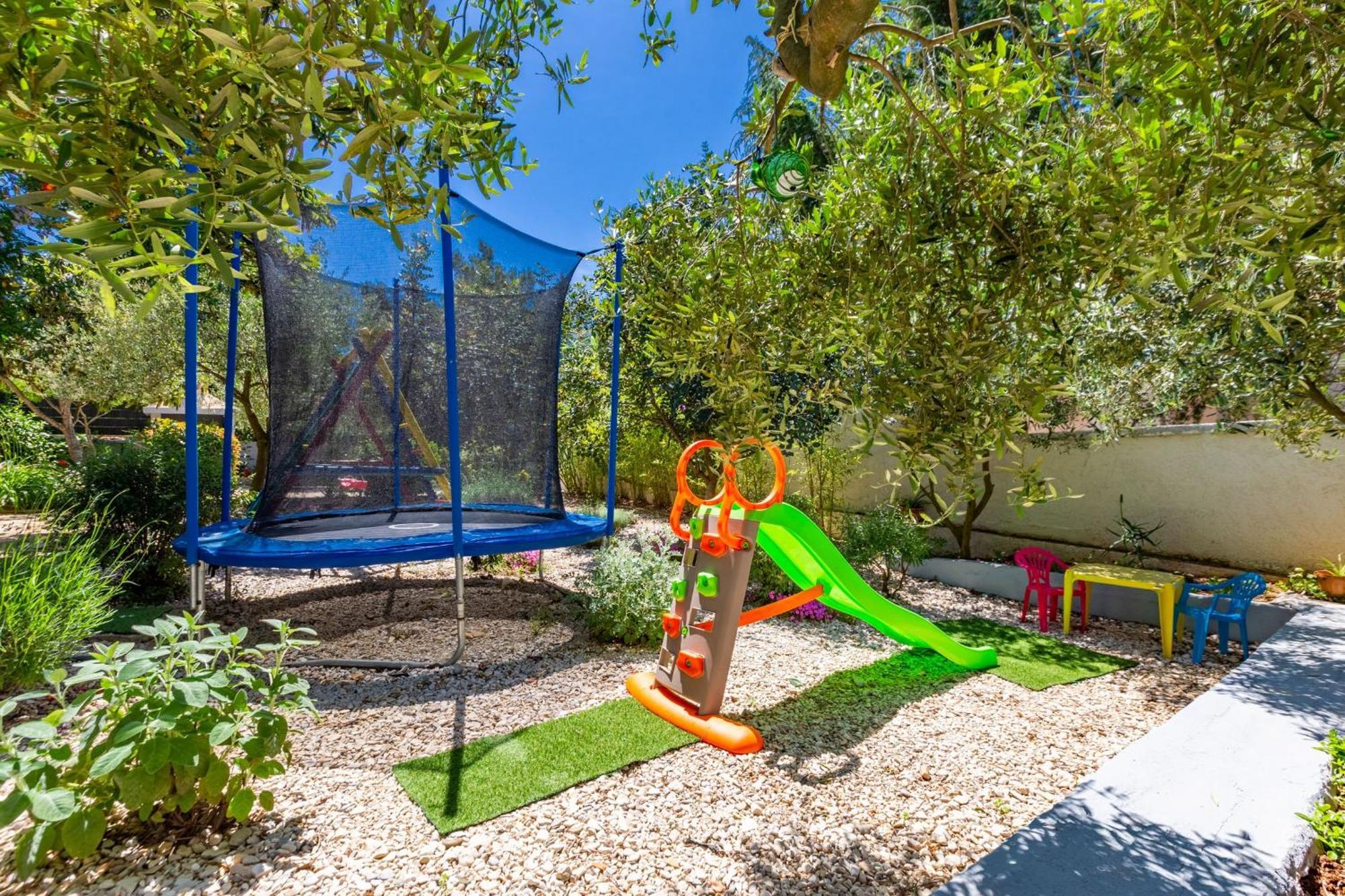 Holiday Home Flora Zadar Exterior photo