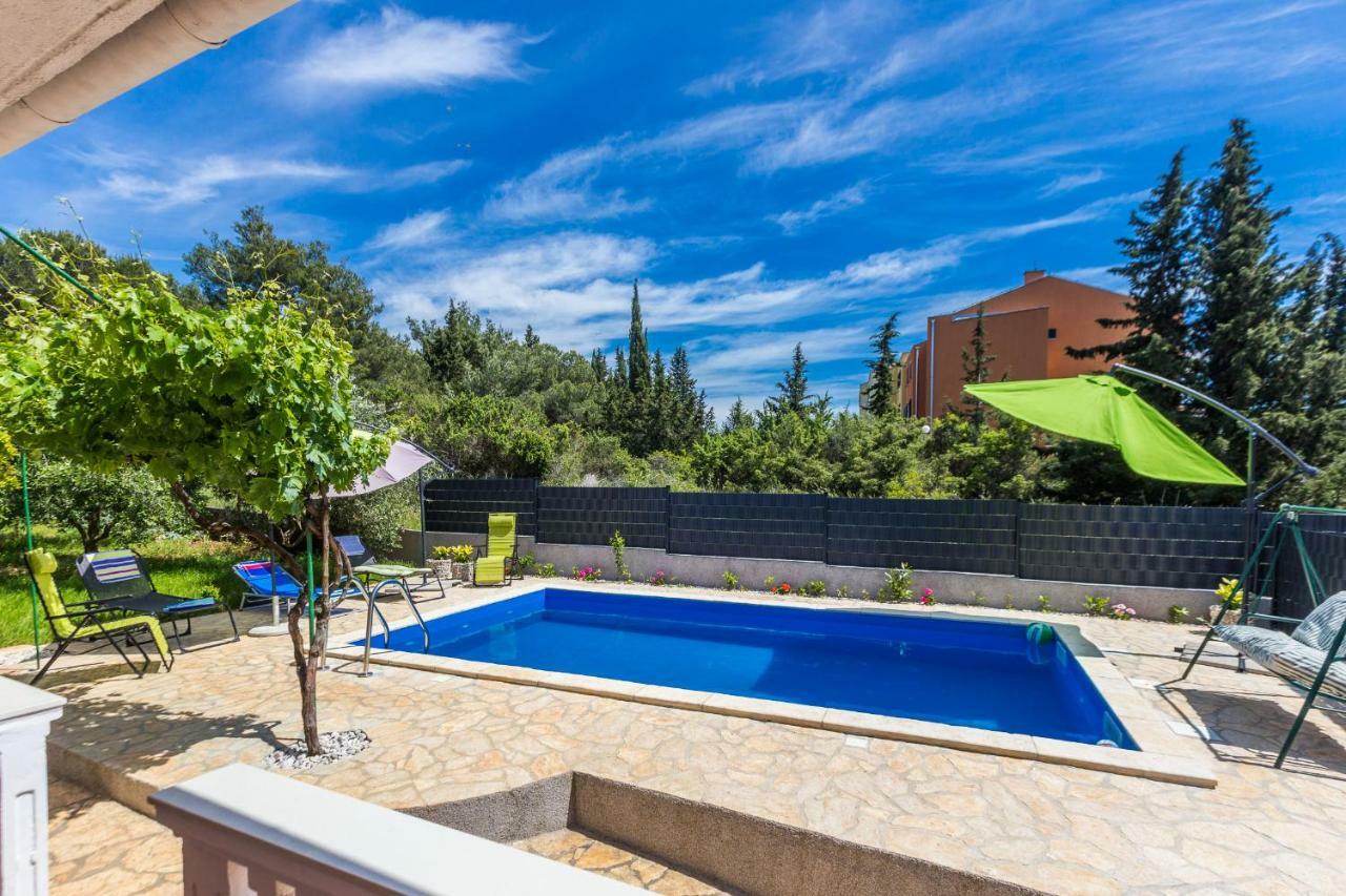 Holiday Home Flora Zadar Exterior photo