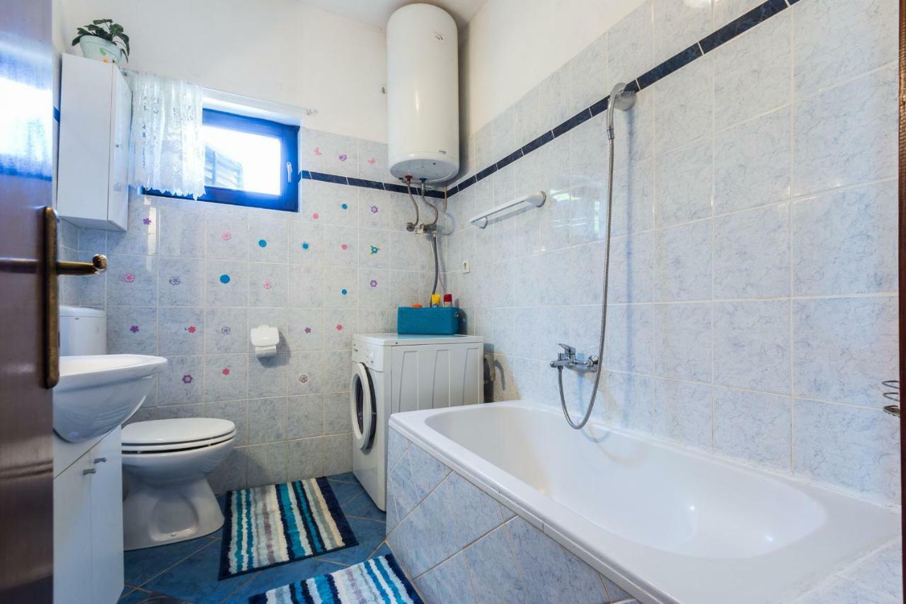 Holiday Home Flora Zadar Exterior photo