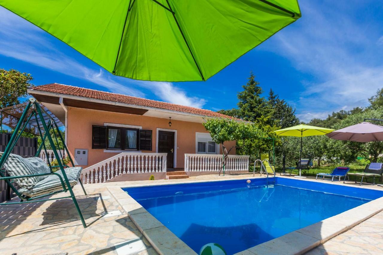 Holiday Home Flora Zadar Exterior photo