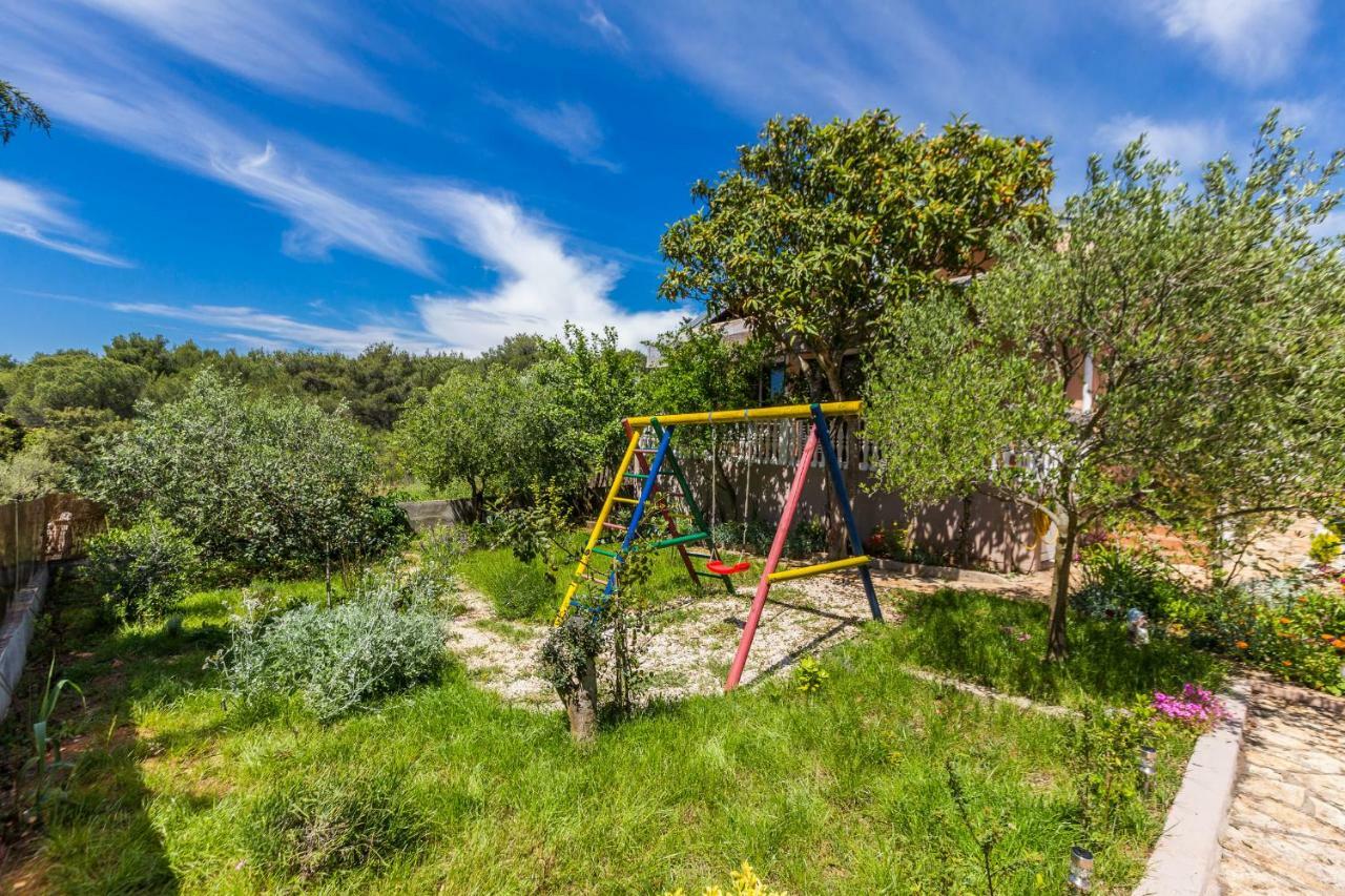 Holiday Home Flora Zadar Exterior photo