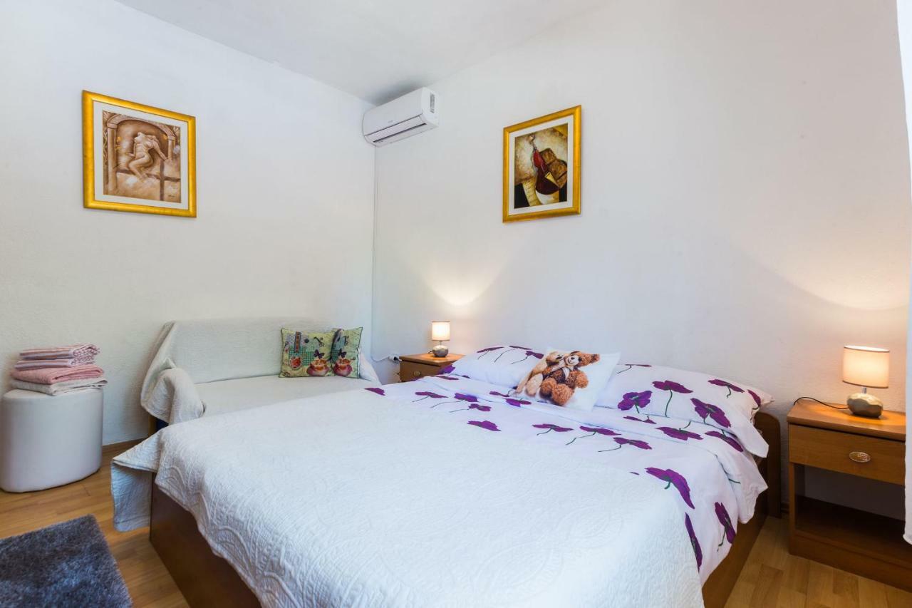Holiday Home Flora Zadar Exterior photo