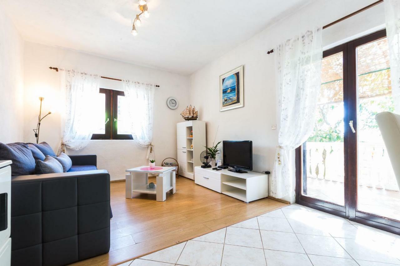Holiday Home Flora Zadar Exterior photo