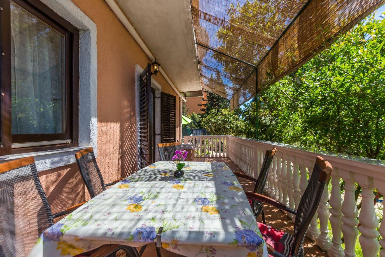 Holiday Home Flora Zadar Exterior photo
