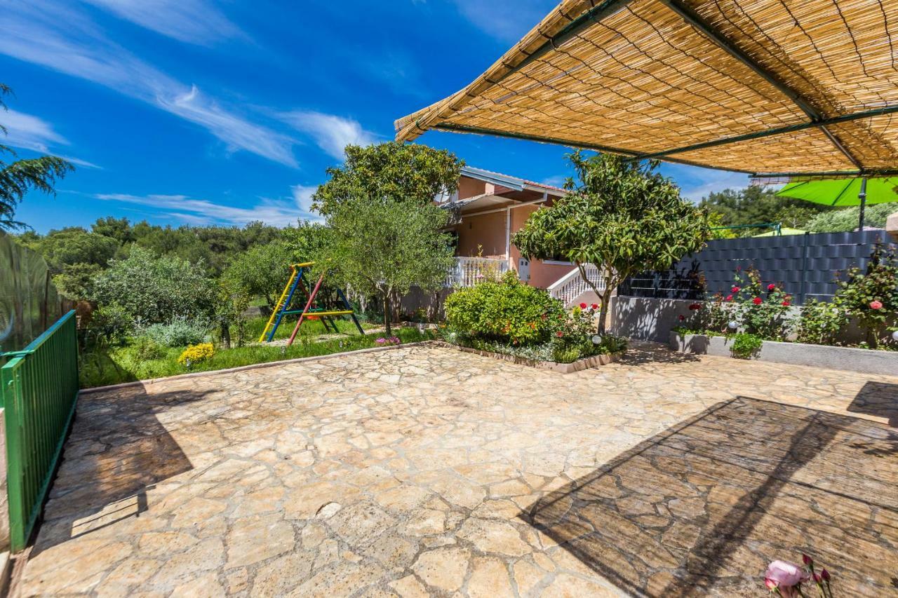 Holiday Home Flora Zadar Exterior photo