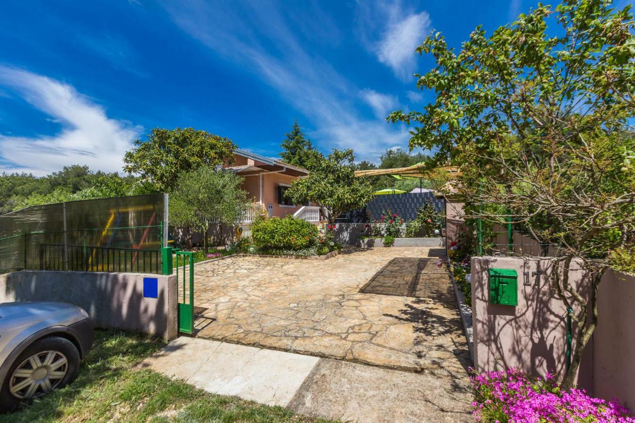 Holiday Home Flora Zadar Exterior photo
